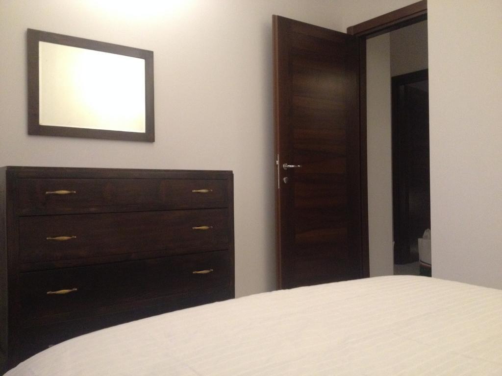 Via Roma Suite Ortona Bilik gambar
